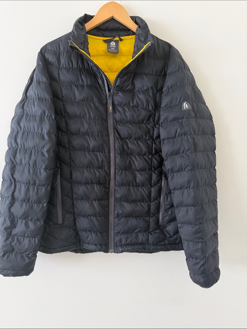 Sierra Designs Black Puffer Jacket Yellow Lining Lightweight Packable Medium